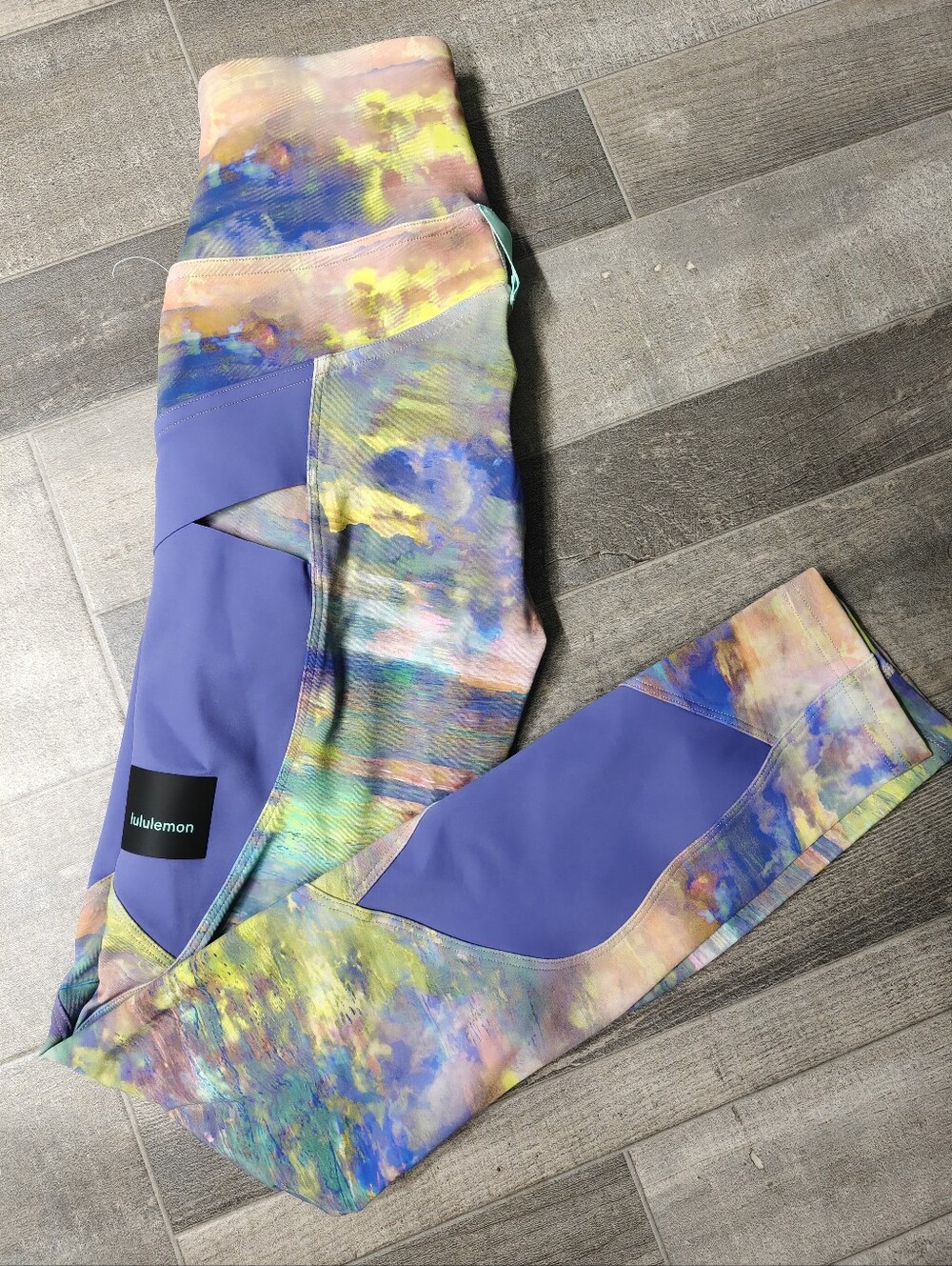 Lululemon Cargo High-Rise Hiking Leggings 23" Altered Nature Multi Size 0 NWOT